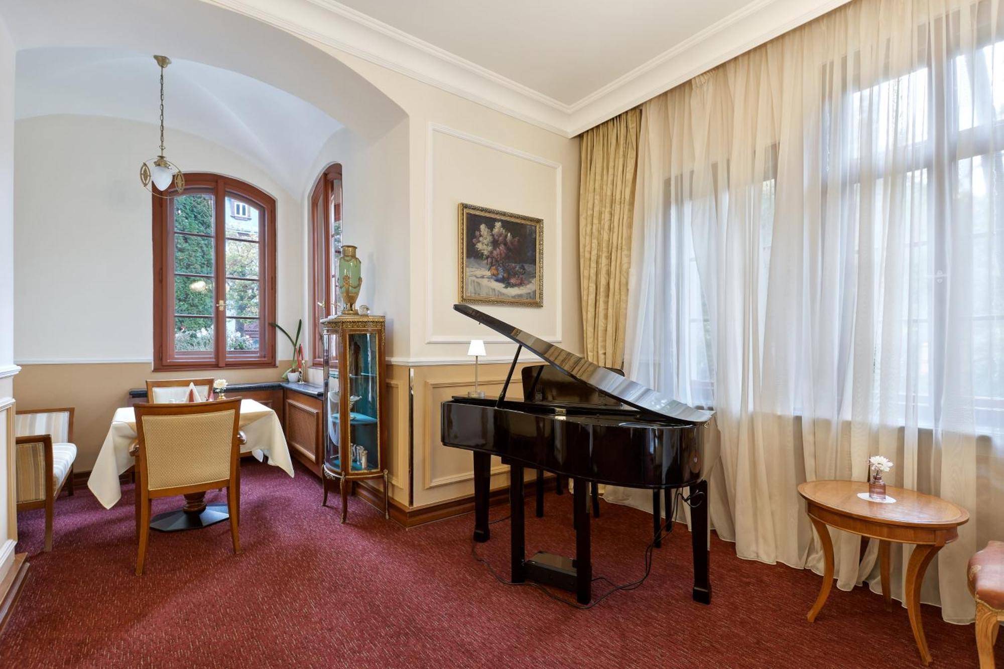 Spa Hotel Villa Ritter Karlovy Vary Exterior photo